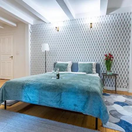 Las&luksus Jacuzzi, Sauna I Relaks Pod Warszawa * Konstancin-Jeziorna