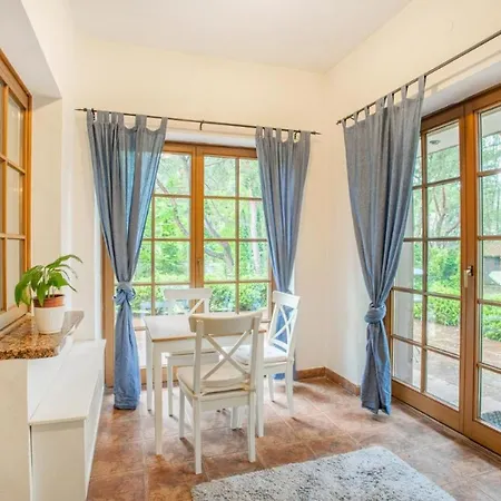 Las&luksus Jacuzzi, Sauna I Relaks Pod Warszawa Villa