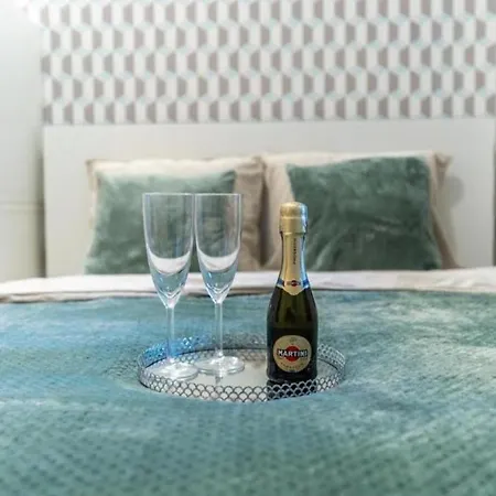 Las&luksus Jacuzzi, Sauna I Relaks Pod Warszawa Villa