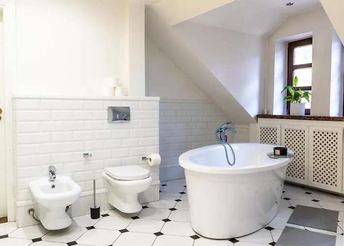 Las&luksus Jacuzzi, Sauna I Relaks Pod Warszawa